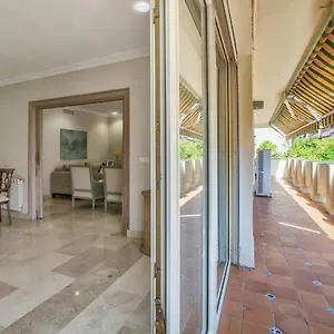 https://apartamento-los-tilos-parking-piscina.es-andalucia.com